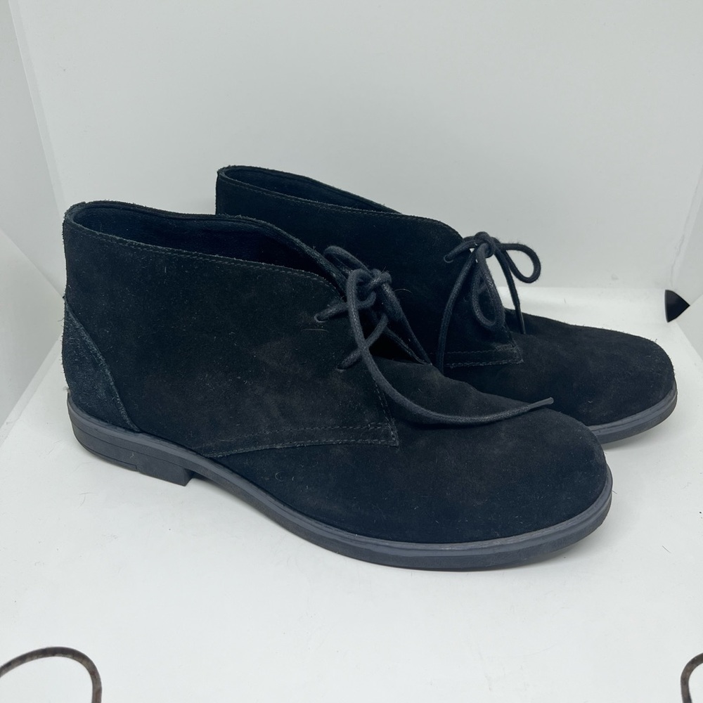 Hush Puppies Black Suede Chukka Boot